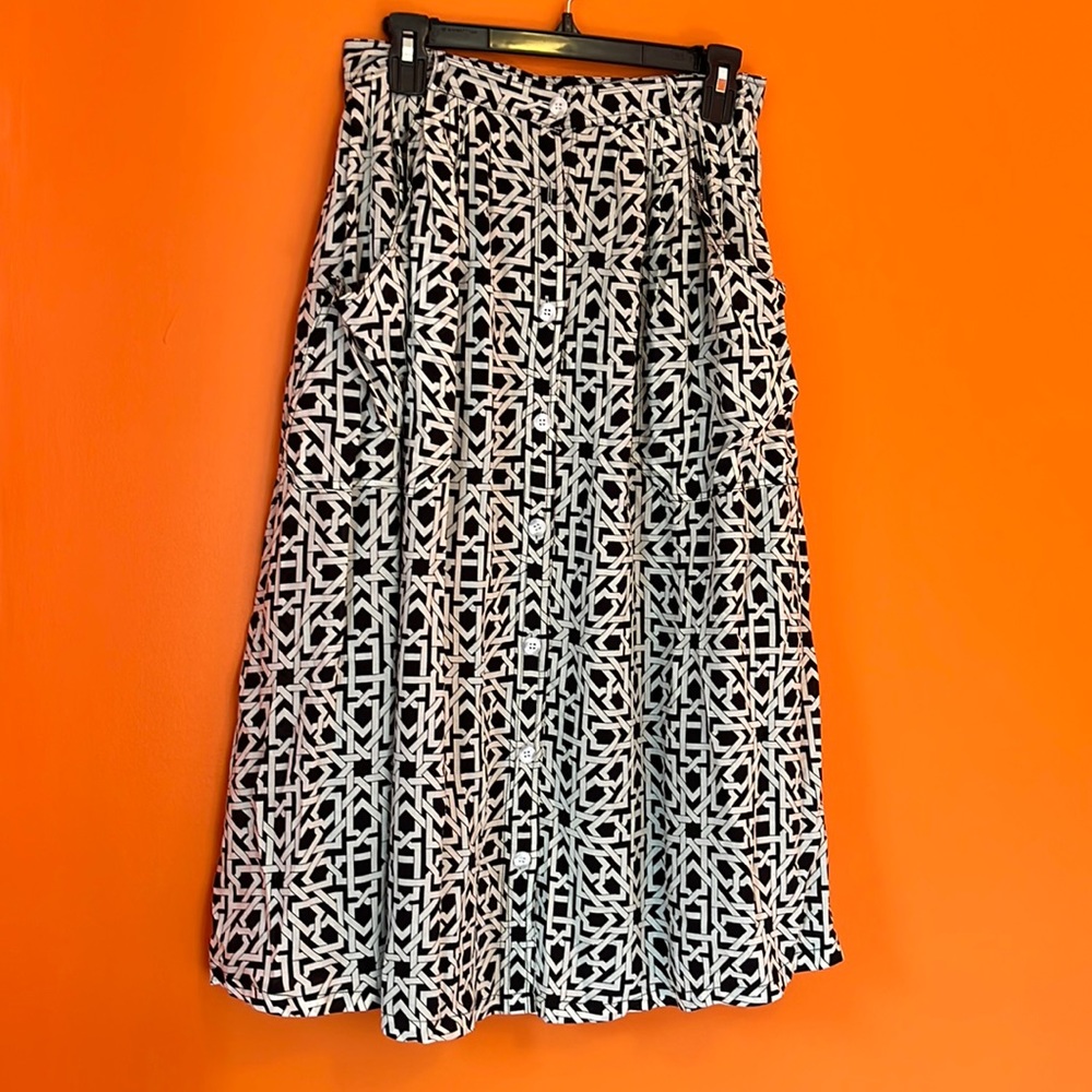 Geometric Button Down Midi Skirt
